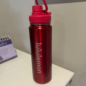 Lululemon pink water bottle